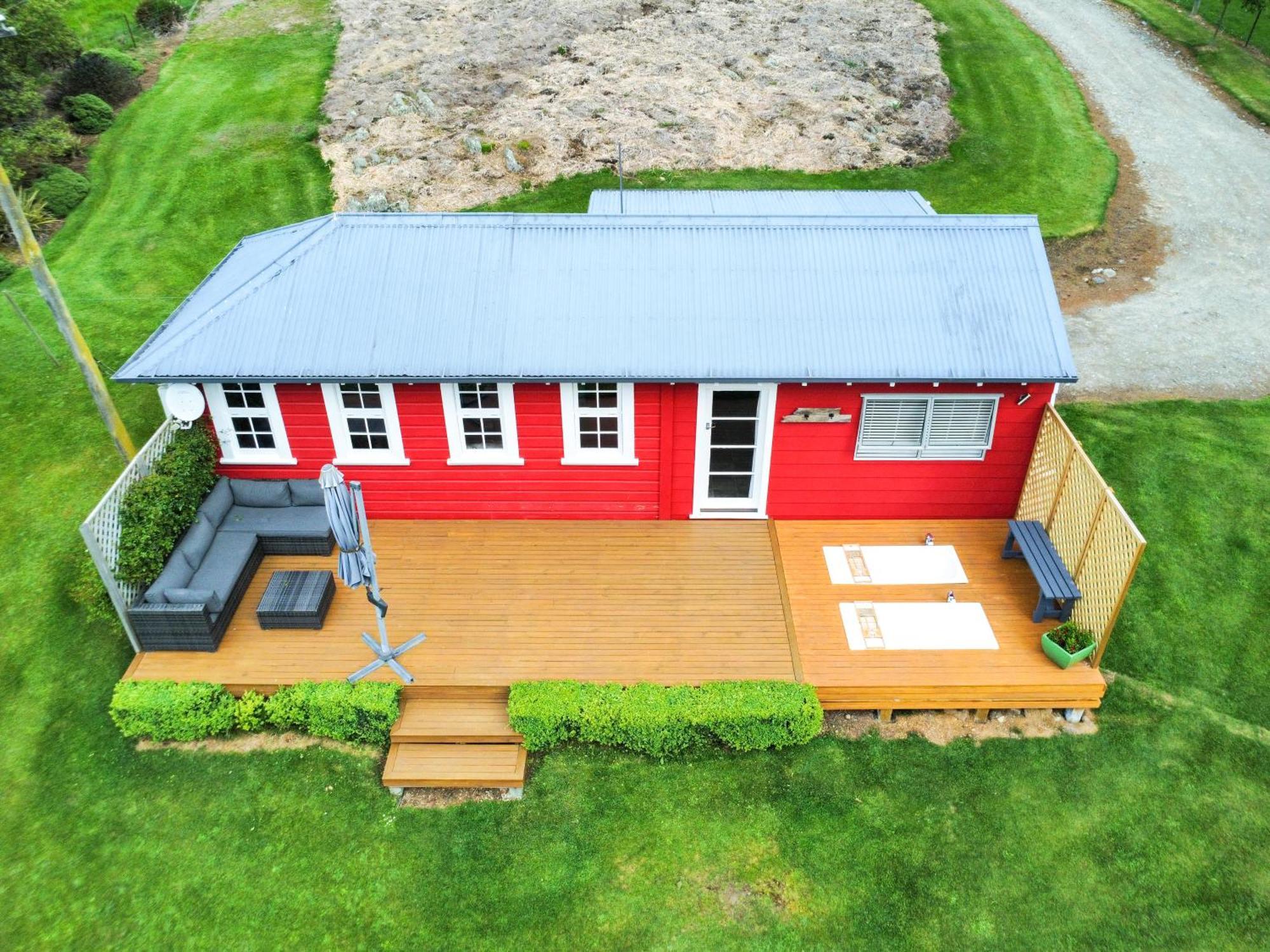 Little Red School House Villa อามารู ภายนอก รูปภาพ
