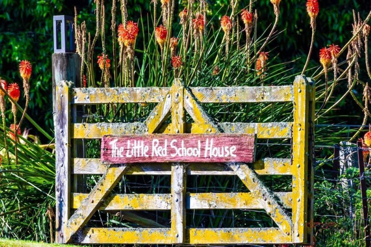Little Red School House Villa อามารู ภายนอก รูปภาพ