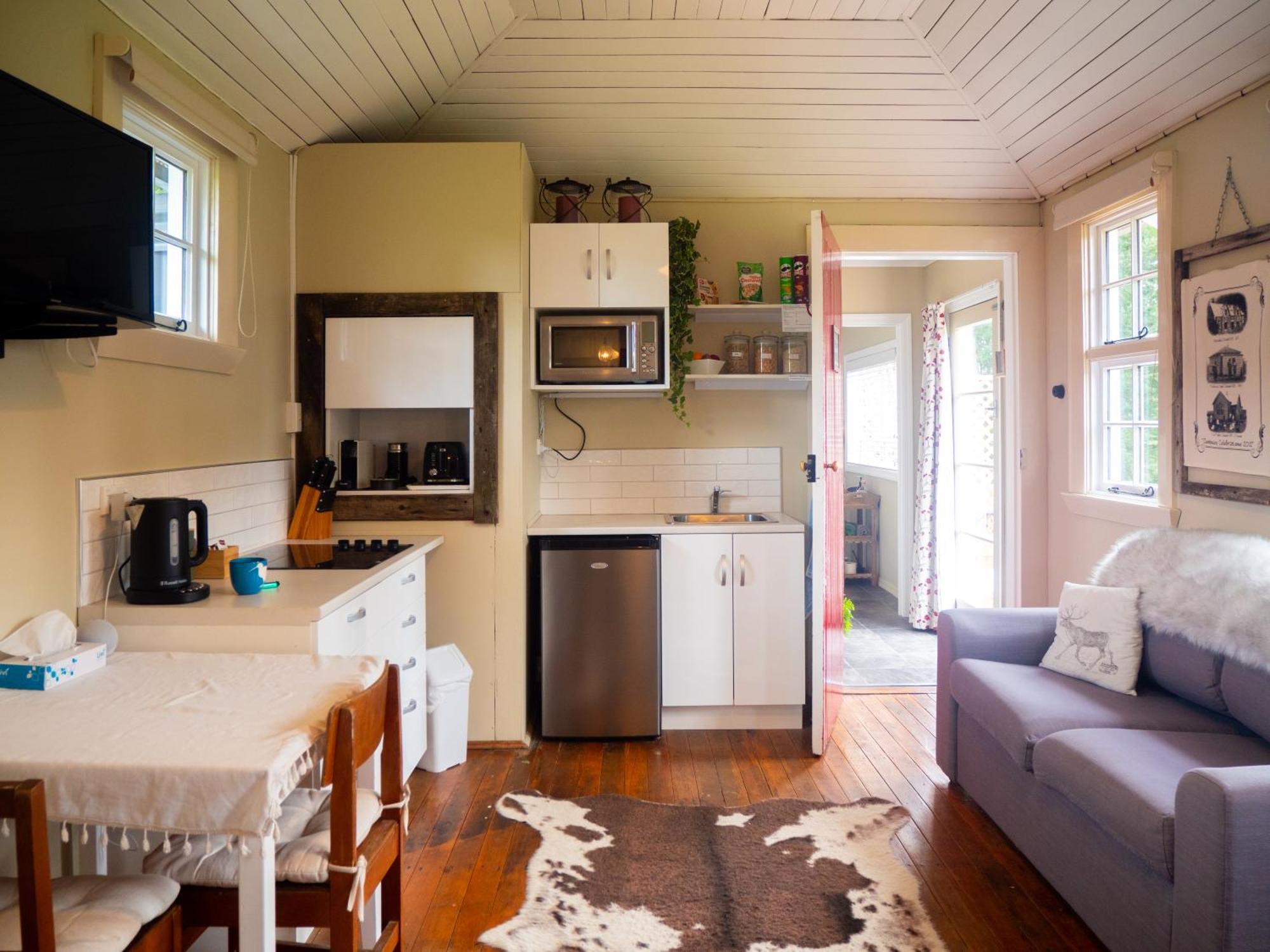 Little Red School House Villa อามารู ภายนอก รูปภาพ